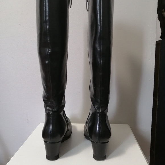 Regarde Women's Wedge Heel Black Boots - Picture 3 of 8